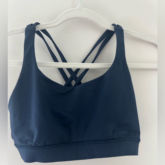 lululemon Energy Bra
Medium Support, B-D Cups True Navy Size 4 - Picture 4 of 7
